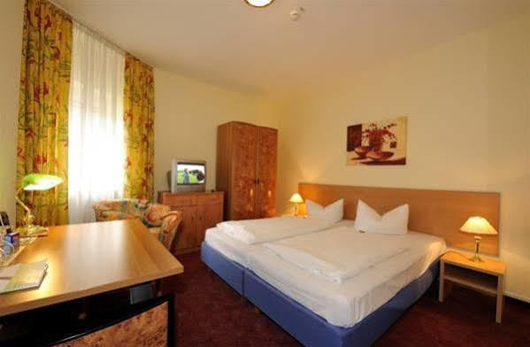 Rhein Neckar Hotel MHG Dış mekan fotoğraf