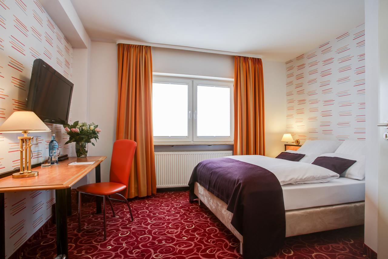 Rhein Neckar Hotel MHG Dış mekan fotoğraf