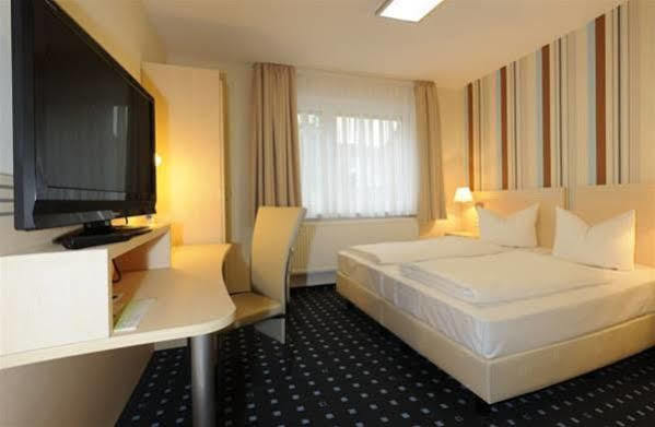 Rhein Neckar Hotel MHG Dış mekan fotoğraf